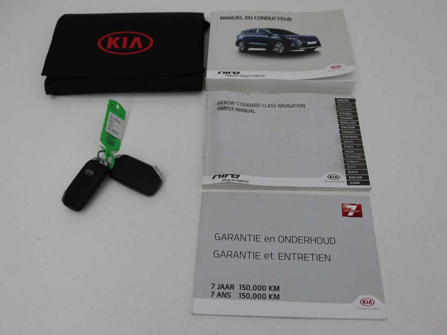 Kia Niro 1.6 GDI PHEV ExecutiveLine | Leder | Stoelventilatie | JBL Sound | Adaptive cruise | Camera | Carplay | Keyless | Navigatie | Stuur & achterbankverwarming