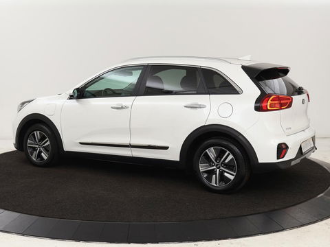 Kia Niro 1.6 GDI PHEV ExecutiveLine | Leder | Stoelventilatie | JBL Sound | Adaptive cruise | Camera | Carplay | Keyless | Navigatie | Stuur & achterbankverwarming