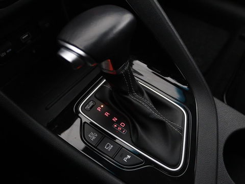 Kia Niro 1.6 GDI PHEV ExecutiveLine | Leder | Stoelventilatie | JBL Sound | Adaptive cruise | Camera | Carplay | Keyless | Navigatie | Stuur & achterbankverwarming