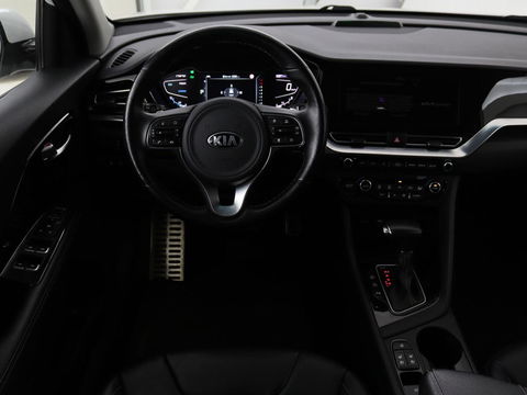 Kia Niro 1.6 GDI PHEV ExecutiveLine | Leder | Stoelventilatie | JBL Sound | Adaptive cruise | Camera | Carplay | Keyless | Navigatie | Stuur & achterbankverwarming