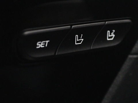 Kia Niro 1.6 GDI PHEV ExecutiveLine | Leder | Stoelventilatie | JBL Sound | Adaptive cruise | Camera | Carplay | Keyless | Navigatie | Stuur & achterbankverwarming