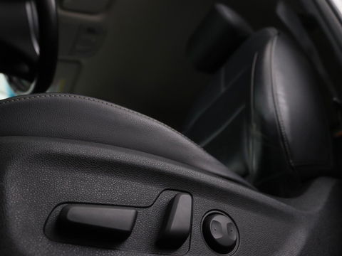 Kia Niro 1.6 GDI PHEV ExecutiveLine | Leder | Stoelventilatie | JBL Sound | Adaptive cruise | Camera | Carplay | Keyless | Navigatie | Stuur & achterbankverwarming