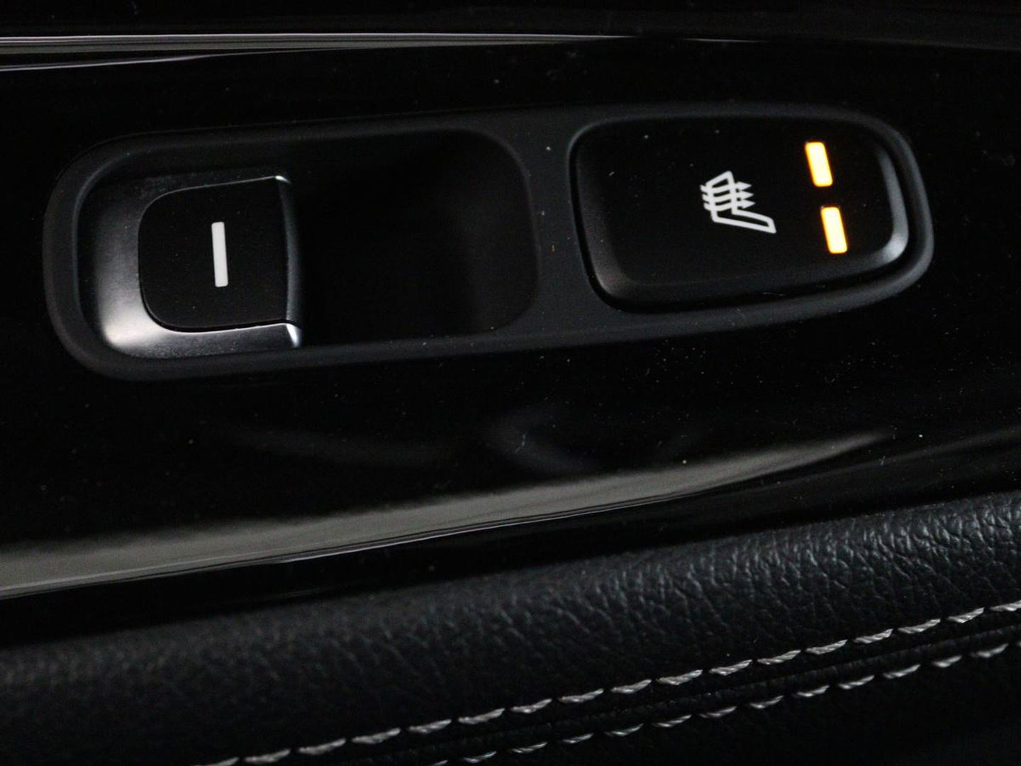Kia Niro 1.6 GDI PHEV ExecutiveLine | Leder | Stoelventilatie | JBL Sound | Adaptive cruise | Camera | Carplay | Keyless | Navigatie | Stuur & achterbankverwarming