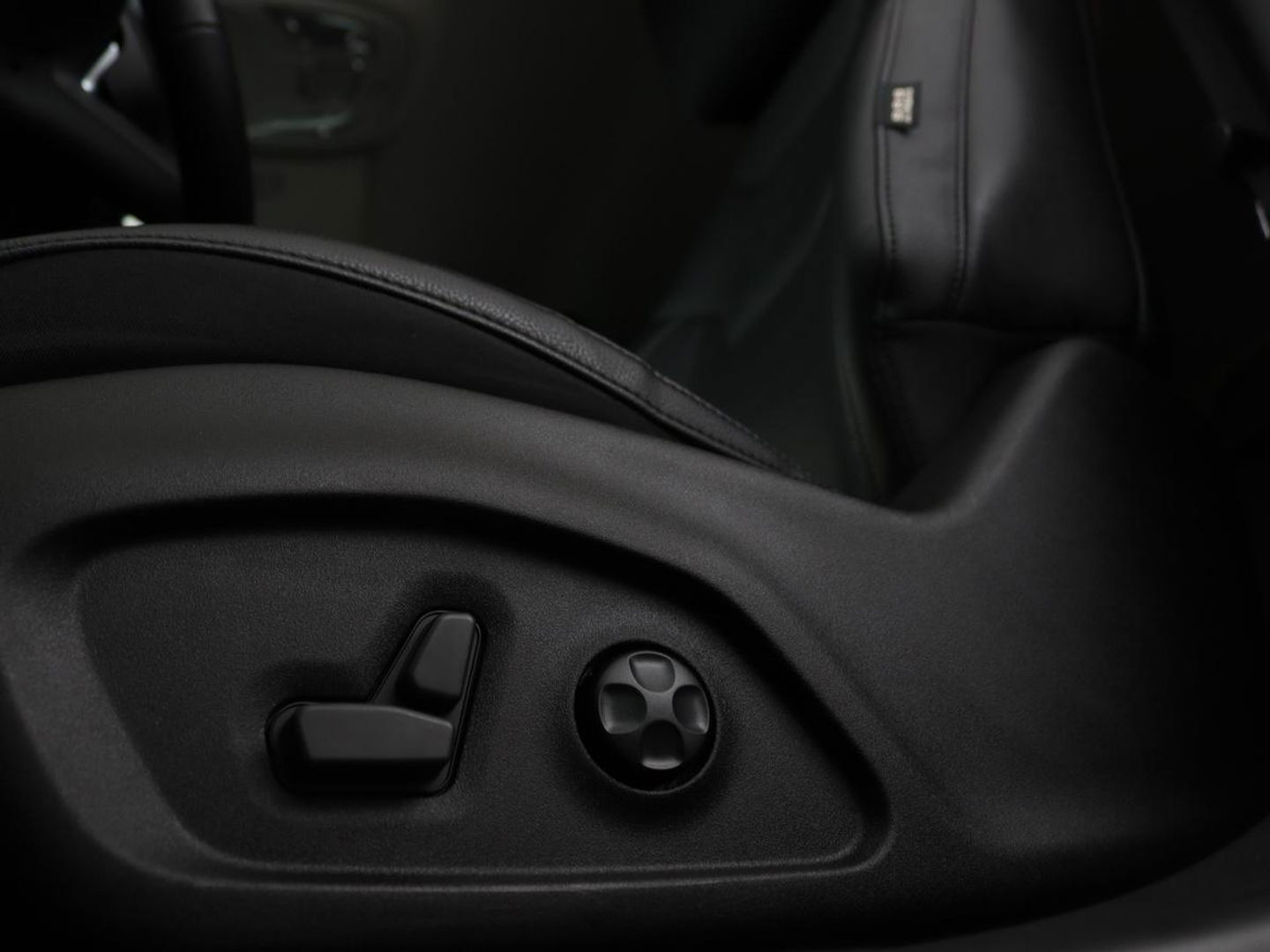 Jeep Compass 4xe 240 Plug-in Hybride Electric S | Leder | Stoel & stuurverwarming | Camera | Adaptive cruise | Carplay | Navigatie