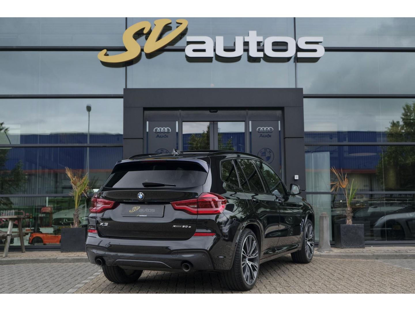 BMW X3 xDrive30e 292pk M-Sport Panoramadak Driving assistant plus 360 camera 1e Eigenaar NLauto 21" LMV
