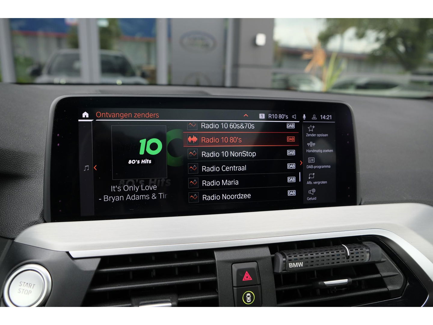 BMW X3 xDrive30e 292pk M-Sport Panoramadak Driving assistant plus 360 camera 1e Eigenaar NLauto 21" LMV