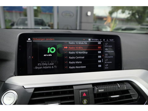 BMW X3 xDrive30e 292pk M-Sport Panoramadak Driving assistant plus 360 camera 1e Eigenaar NLauto 21" LMV