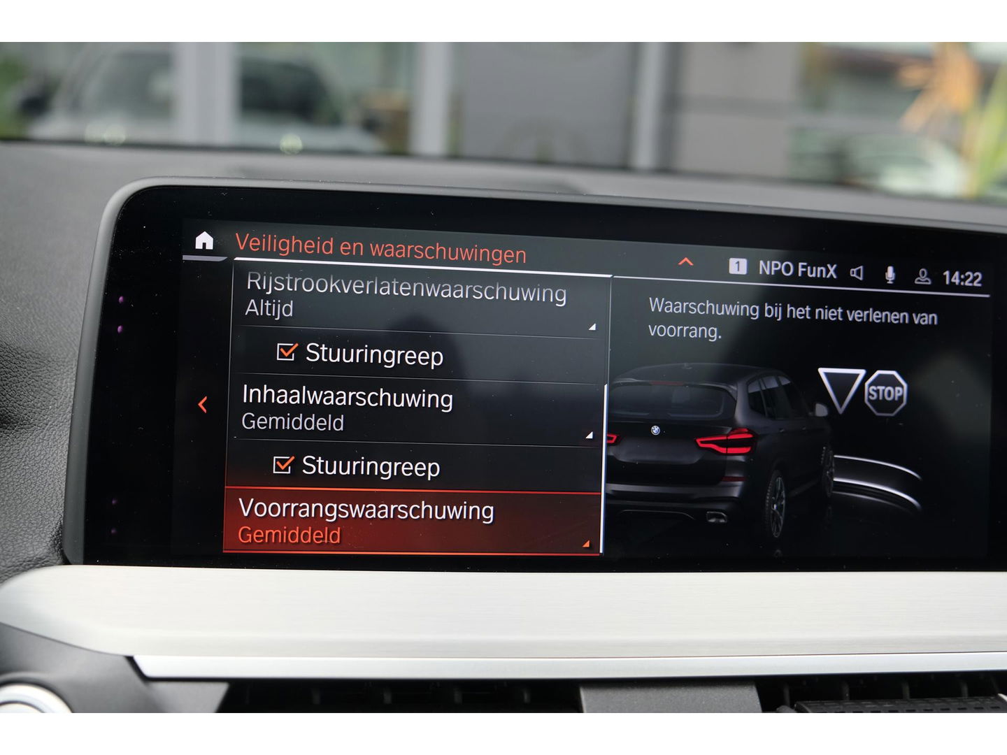 BMW X3 xDrive30e 292pk M-Sport Panoramadak Driving assistant plus 360 camera 1e Eigenaar NLauto 21" LMV