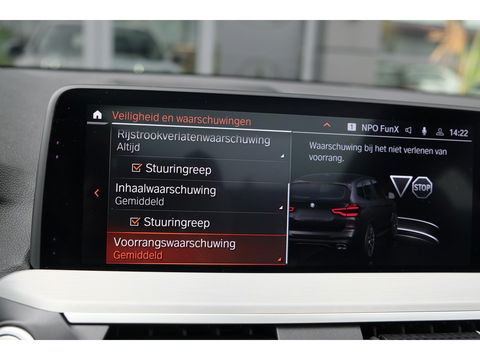 BMW X3 xDrive30e 292pk M-Sport Panoramadak Driving assistant plus 360 camera 1e Eigenaar NLauto 21" LMV