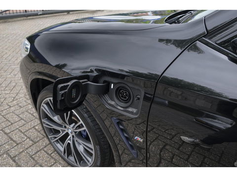 BMW X3 xDrive30e 292pk M-Sport Panoramadak Driving assistant plus 360 camera 1e Eigenaar NLauto 21" LMV