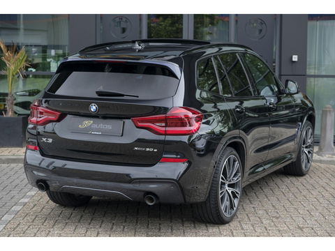 BMW X3 xDrive30e 292pk M-Sport Panoramadak Driving assistant plus 360 camera 1e Eigenaar NLauto 21" LMV