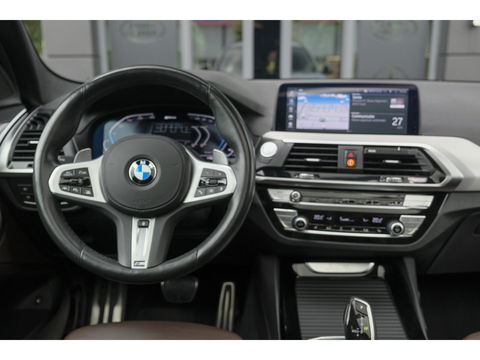 BMW X3 xDrive30e 292pk M-Sport Panoramadak Driving assistant plus 360 camera 1e Eigenaar NLauto 21" LMV