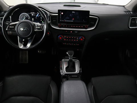Kia Ceed 1.6 GDI PHEV ExecutiveLine | Panoramadak | Stoelventilatie | Trekhaak | Leder | Camera | Adaptive cruise | Keyless | Full LED | Stuur & achterbankverwarming | Carplay | Navigatie