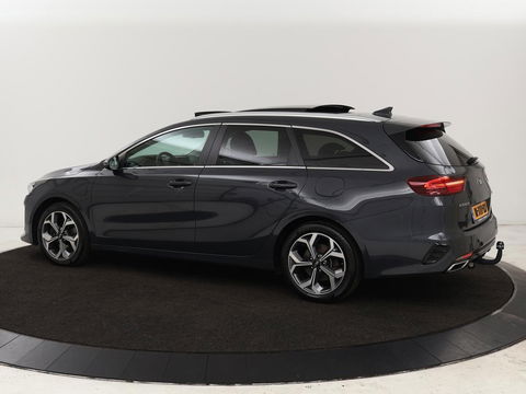 Kia Ceed 1.6 GDI PHEV ExecutiveLine | Panoramadak | Stoelventilatie | Trekhaak | Leder | Camera | Adaptive cruise | Keyless | Full LED | Stuur & achterbankverwarming | Carplay | Navigatie