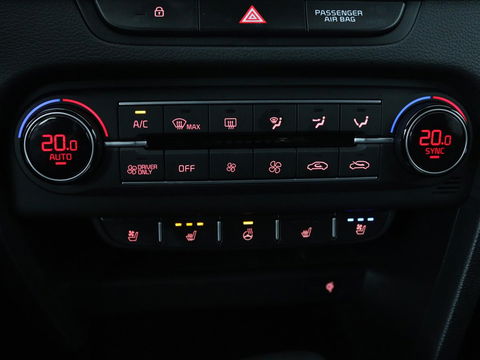 Kia Ceed 1.6 GDI PHEV ExecutiveLine | Panoramadak | Stoelventilatie | Trekhaak | Leder | Camera | Adaptive cruise | Keyless | Full LED | Stuur & achterbankverwarming | Carplay | Navigatie