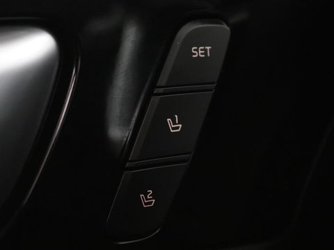 Kia Ceed 1.6 GDI PHEV ExecutiveLine | Panoramadak | Stoelventilatie | Trekhaak | Leder | Camera | Adaptive cruise | Keyless | Full LED | Stuur & achterbankverwarming | Carplay | Navigatie