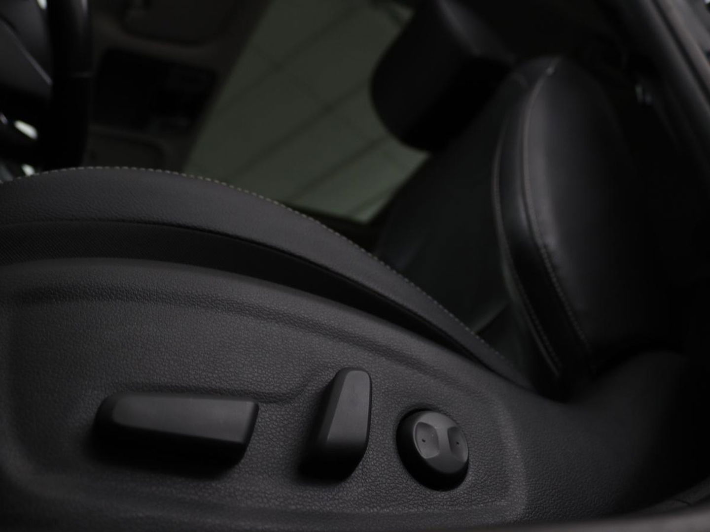 Kia Ceed 1.6 GDI PHEV ExecutiveLine | Panoramadak | Stoelventilatie | Trekhaak | Leder | Camera | Adaptive cruise | Keyless | Full LED | Stuur & achterbankverwarming | Carplay | Navigatie