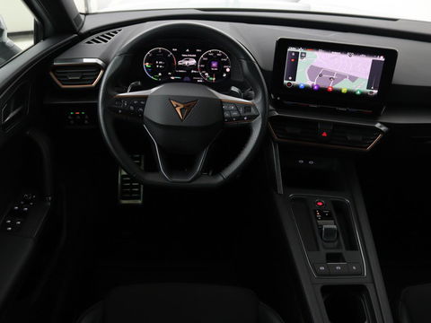CUPRA Leon 1.4 e-Hybrid | Stoel & stuurverwarming | Carplay | Adaptive cruise | Camera | Navigatie | Sfeerverlichting | Full LED | Keyless | PHEV