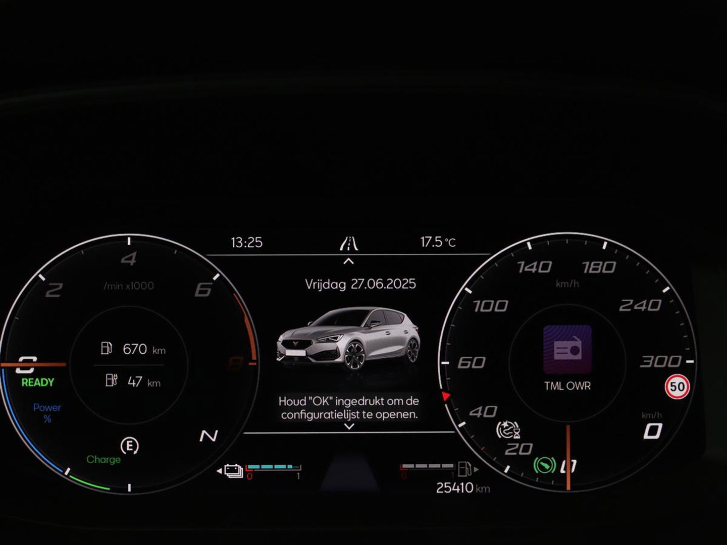 CUPRA Leon 1.4 e-Hybrid | Stoel & stuurverwarming | Carplay | Adaptive cruise | Camera | Navigatie | Sfeerverlichting | Full LED | Keyless | PHEV