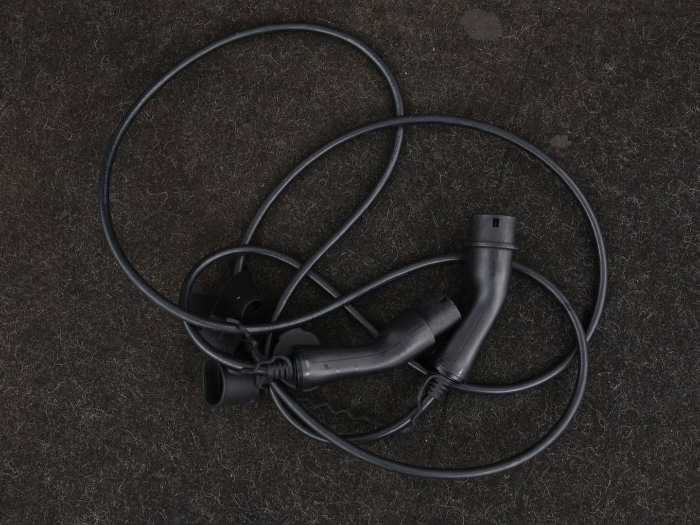 Polestar 2 Long Range Dual Motor Launch Edition 78kWh | Panoramadak | Trekhaak | Stoel & stuurverwarming | 360 camera | Adaptive cruise | Harman/Kardon | Carplay
