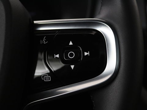 Polestar 2 Long Range Dual Motor Launch Edition 78kWh | Panoramadak | Trekhaak | Stoel & stuurverwarming | 360 camera | Adaptive cruise | Harman/Kardon | Carplay