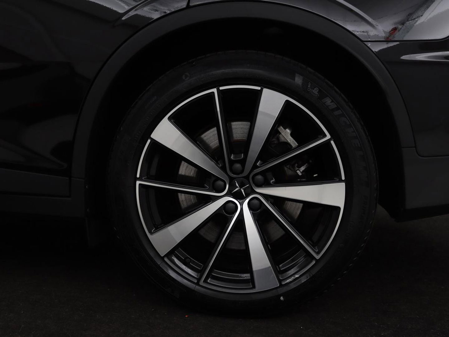 Polestar 2 Long Range Dual Motor Launch Edition 78kWh | Panoramadak | Trekhaak | Stoel & stuurverwarming | 360 camera | Adaptive cruise | Harman/Kardon | Carplay