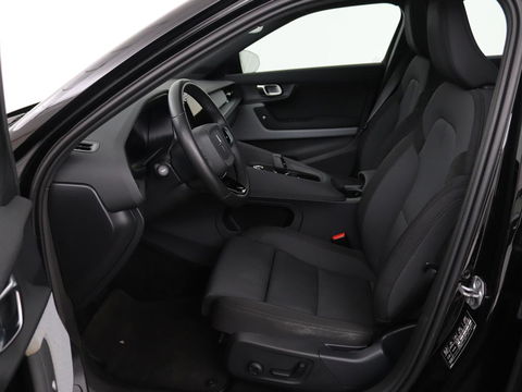 Polestar 2 Long Range Dual Motor Launch Edition 78kWh | Panoramadak | Trekhaak | Stoel & stuurverwarming | 360 camera | Adaptive cruise | Harman/Kardon | Carplay