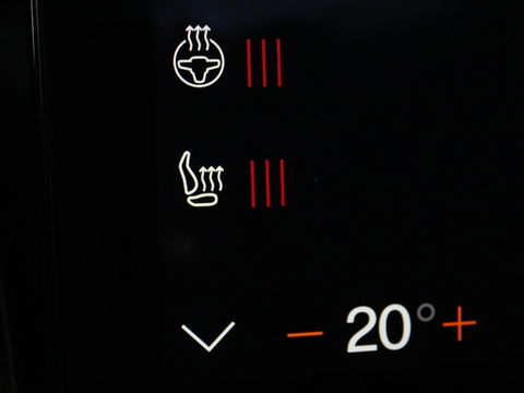 Polestar 2 Long Range Dual Motor Launch Edition 78kWh | Panoramadak | Trekhaak | Stoel & stuurverwarming | 360 camera | Adaptive cruise | Harman/Kardon | Carplay