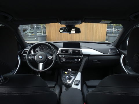 BMW 3-serie 330e 293PK M Sport / M Individual / LED