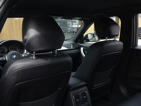 BMW 3-serie 330e 293PK M Sport / M Individual / LED