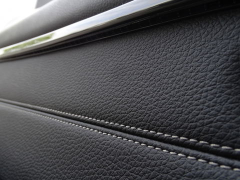 BMW 3-serie 330e 293PK M Sport / M Individual / LED