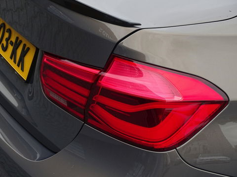 BMW 3-serie 330e 293PK M Sport / M Individual / LED