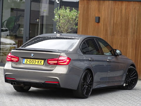 BMW 3-serie 330e 293PK M Sport / M Individual / LED