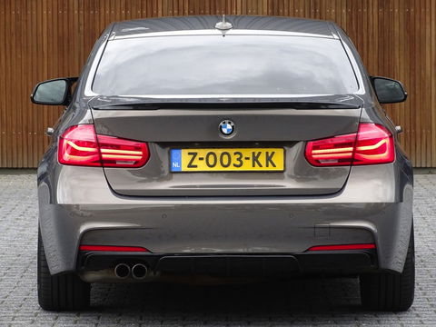 BMW 3-serie 330e 293PK M Sport / M Individual / LED