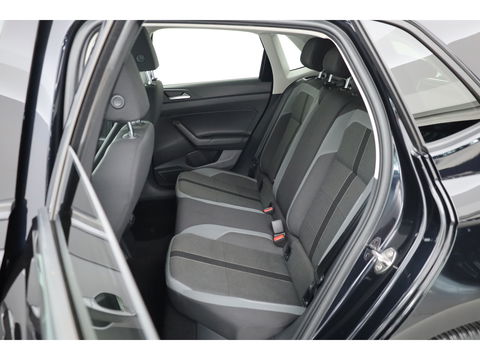 Volkswagen Polo 1.0 TSI Highline DSG | Navi | Adapt. Cruise | Stoelverw. | Apple Carplay | Clima