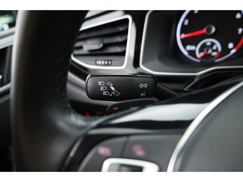 Volkswagen Polo 1.0 TSI Highline DSG | Navi | Adapt. Cruise | Stoelverw. | Apple Carplay | Clima