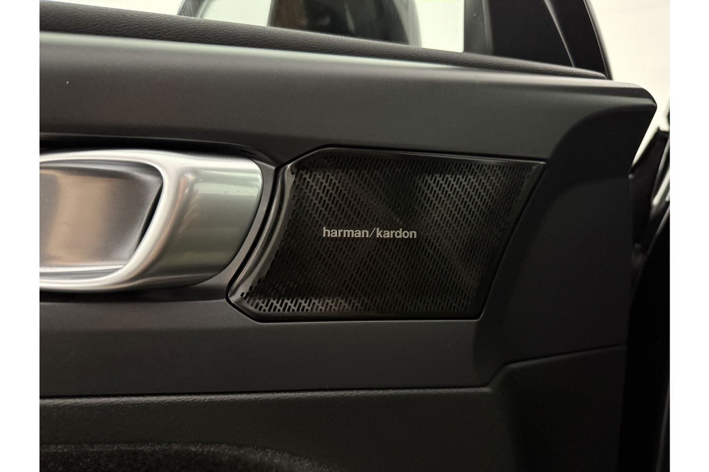 Volvo XC40 T4 Recharge Inscription 211PK 360 Camera Harman Kardon Sfeer Pano LED Carplay Clima Cruise Virtual 19"LMV Navi PDC
