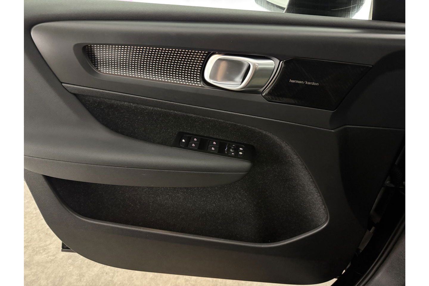 Volvo XC40 T4 Recharge Inscription 211PK 360 Camera Harman Kardon Sfeer Pano LED Carplay Clima Cruise Virtual 19"LMV Navi PDC