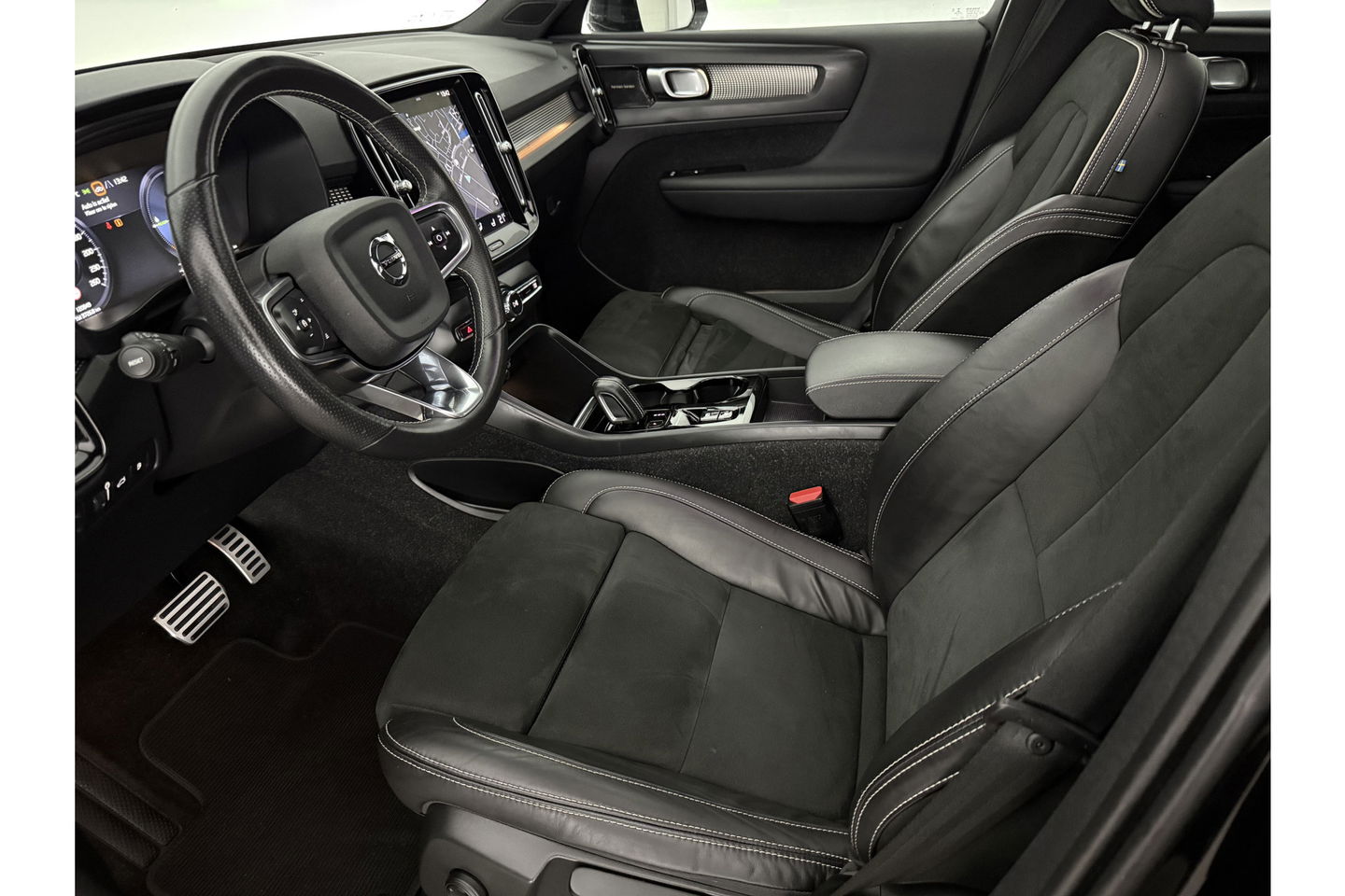 Volvo XC40 T4 Recharge Inscription 211PK 360 Camera Harman Kardon Sfeer Pano LED Carplay Clima Cruise Virtual 19"LMV Navi PDC