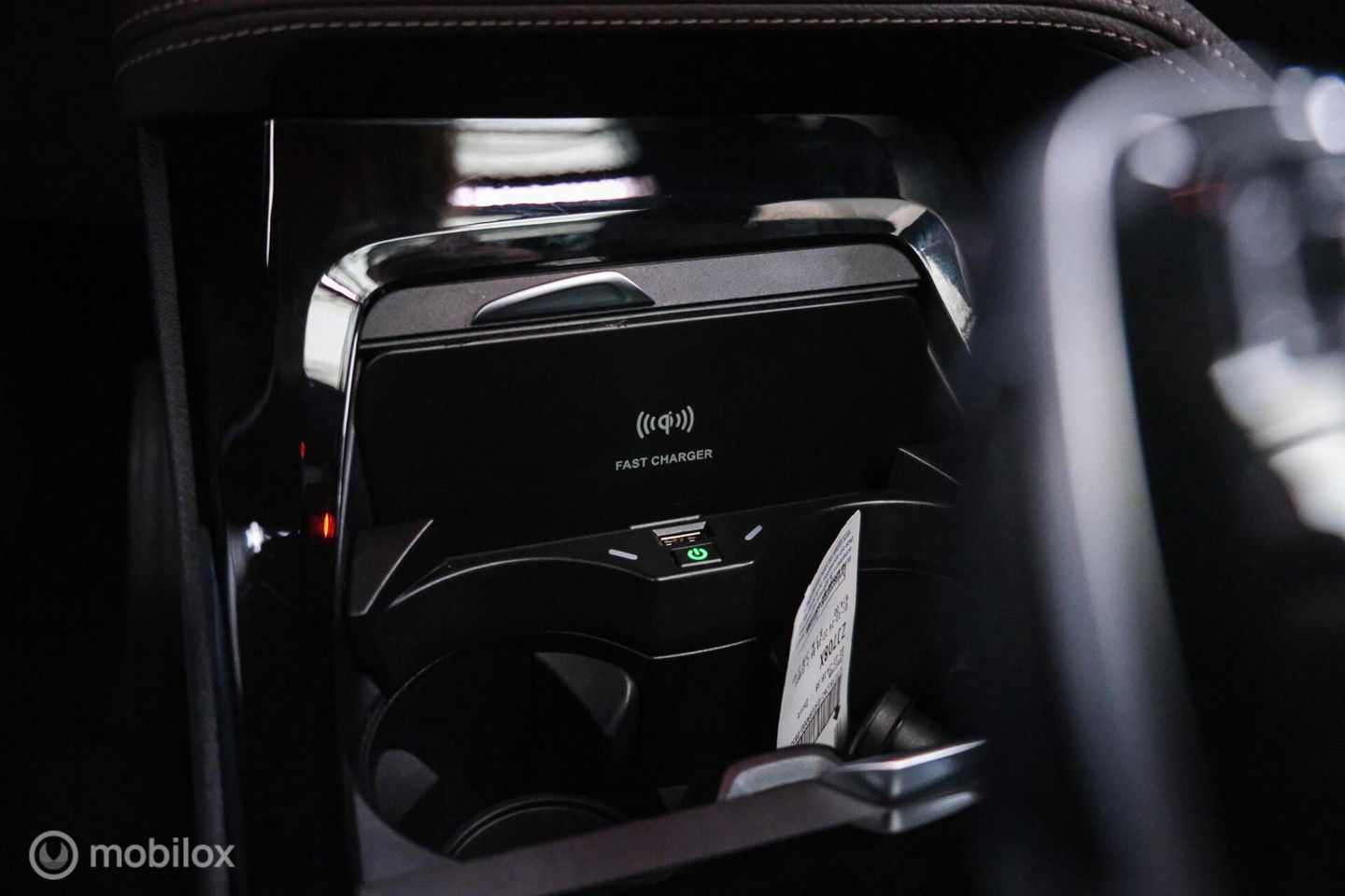 BMW X1 sDrive20i M pakket | Panoramadak | Leder | LED | Sportstoelen | btw auto | zeer mooi |