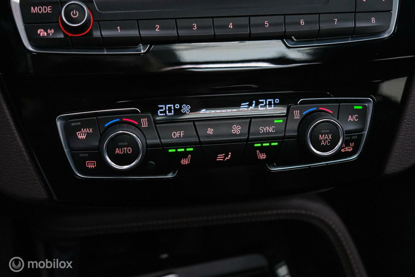 BMW X1 sDrive20i M pakket | Panoramadak | Leder | LED | Sportstoelen | btw auto | zeer mooi |