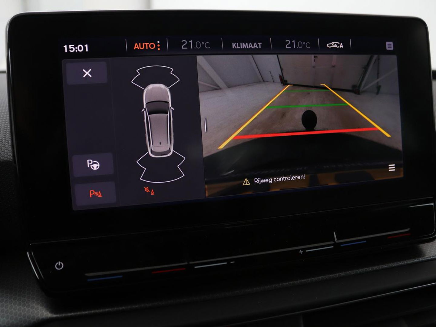 SEAT Leon 1.5 eTSI Style Launch Edition | Trekhaak | Carplay | Adaptive cruise | Camera | Navigatie | Park Assist | Climate control