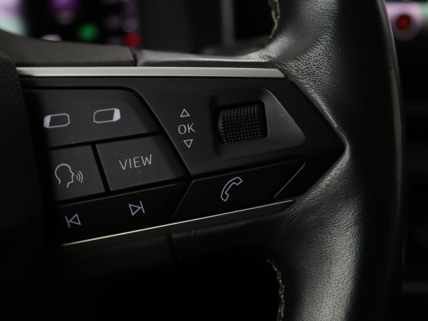 SEAT Leon 1.5 eTSI Style Launch Edition | Trekhaak | Carplay | Adaptive cruise | Camera | Navigatie | Park Assist | Climate control