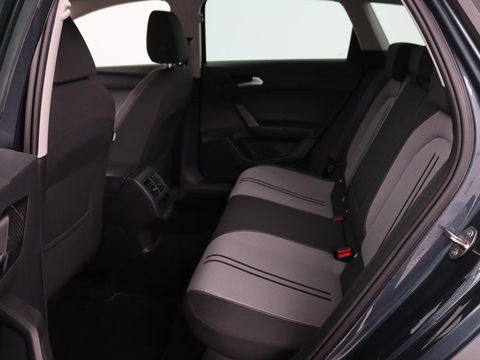 SEAT Leon 1.5 eTSI Style Launch Edition | Trekhaak | Carplay | Adaptive cruise | Camera | Navigatie | Park Assist | Climate control