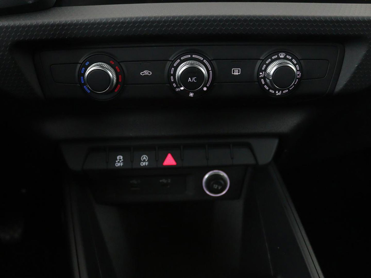 Audi A1 30 TFSI epic | Virtual Cockpit | Cruise control | Airco | Bluetooth | LED | Regen-/lichtsensor