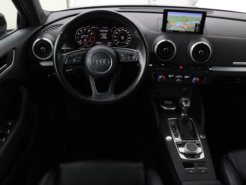 Audi A3 1.4 e-tron Lease Edition | Leder | Carplay | Virtual Cockpit | Sportstoelen | Keyless | Navigatie | Full LED | Climate control | Parkeerhulp | Cruise control | Bluetooth