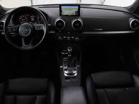 Audi A3 1.4 e-tron Lease Edition | Leder | Carplay | Virtual Cockpit | Sportstoelen | Keyless | Navigatie | Full LED | Climate control | Parkeerhulp | Cruise control | Bluetooth