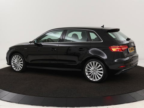Audi A3 1.4 e-tron Lease Edition | Leder | Carplay | Virtual Cockpit | Sportstoelen | Keyless | Navigatie | Full LED | Climate control | Parkeerhulp | Cruise control | Bluetooth