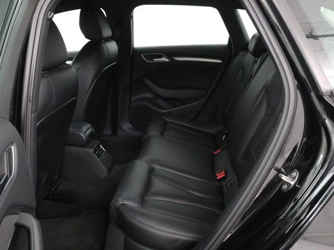 Audi A3 1.4 e-tron Lease Edition | Leder | Carplay | Virtual Cockpit | Sportstoelen | Keyless | Navigatie | Full LED | Climate control | Parkeerhulp | Cruise control | Bluetooth