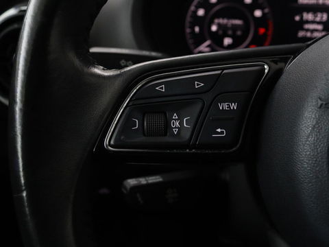 Audi A3 1.4 e-tron Lease Edition | Leder | Carplay | Virtual Cockpit | Sportstoelen | Keyless | Navigatie | Full LED | Climate control | Parkeerhulp | Cruise control | Bluetooth